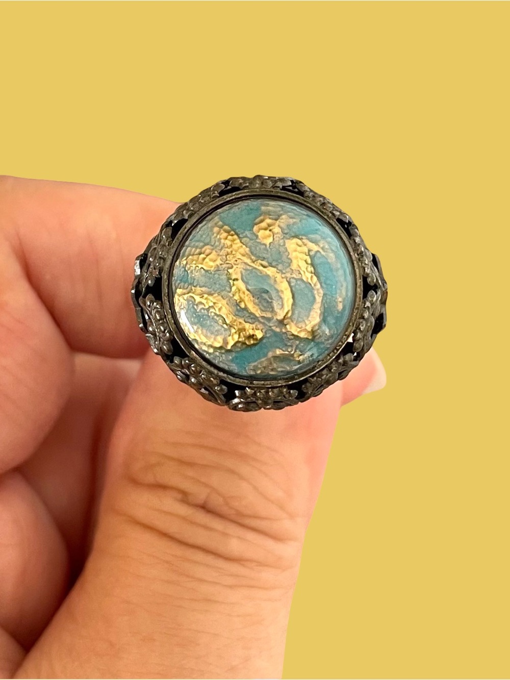 Vintage Mid-Century Glass Adjustable Ring